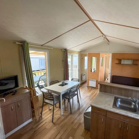 Stacaravan 6 personen - Emotie 4 Kamers 6 Personen + TV
