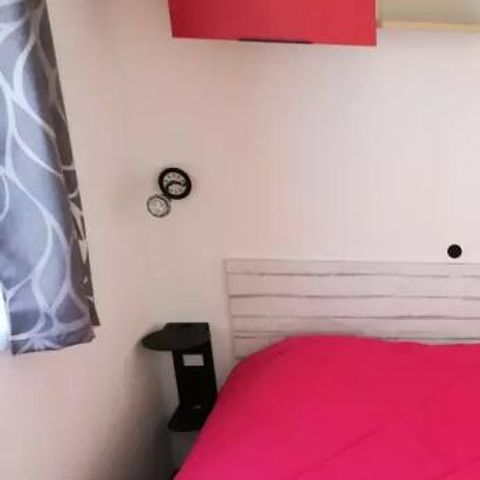 Stacaravan 4 personen - Duo Premium 3 Kamers 4 Personen Jacuzzi + Airconditioning + TV