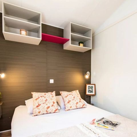 Stacaravan 6 personen - 4 kamers 6 personen + TV