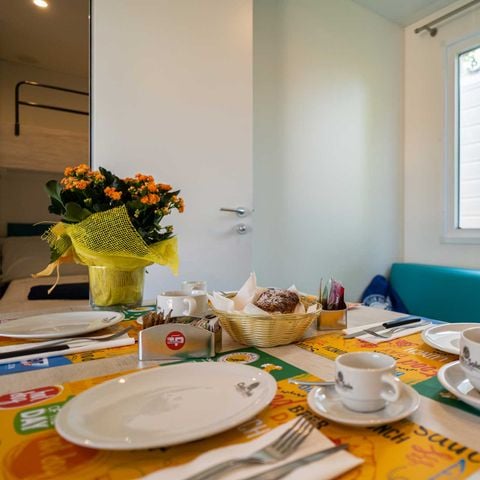 Stacaravan 5 personen - Lodge Superior Hond