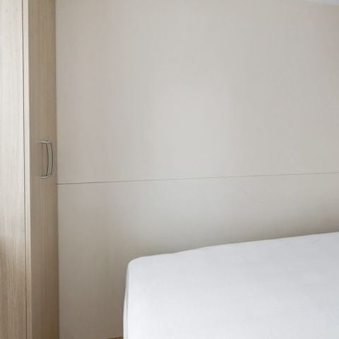 Stacaravan 4 personen - Klassiek | 2 Slaapkamers | 4 Pers |* Verhoogd terras* | 1 Badkamer | Airconditioning