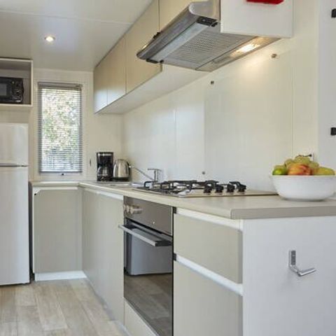 Stacaravan 6 personen - Comfort | 2 Slaapkamers | 4/6 Pers | Verhoogd terras | Airconditioning