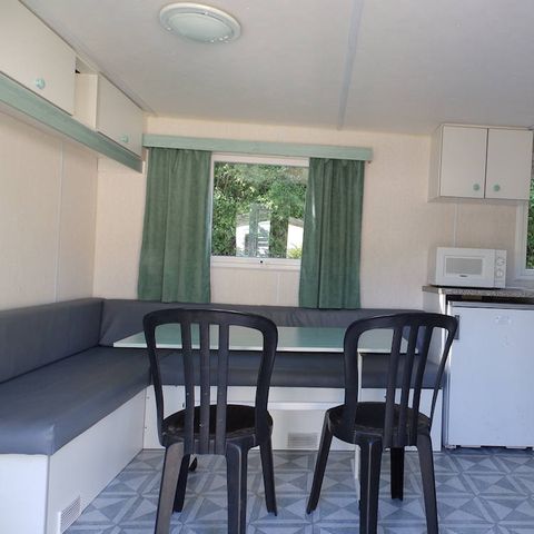 Stacaravan 4 personen - PLUTON 2000