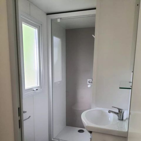 Stacaravan 4 personen -  Gezellige 3 kamers 4 personen Airconditioning + TV