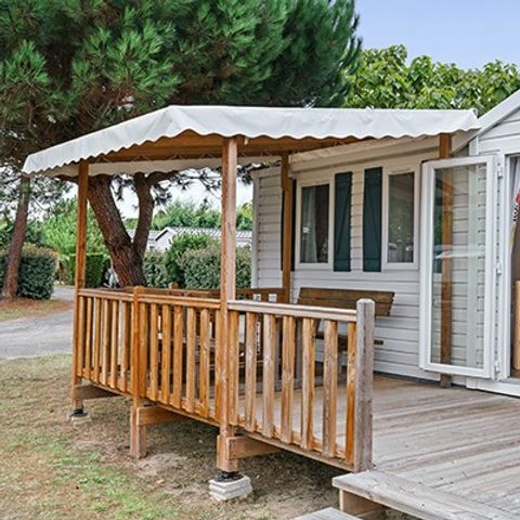 Stacaravan 6 personen - Classic XL | 3 slaapkamers | 6 pers. | Verhoogd terras