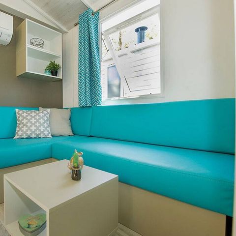 Stacaravan 6 personen - Comfort | 3 slaapkamers | 6 pers | Eenpersoons terras | Airconditioning