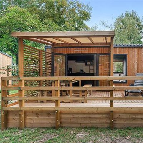 Stacaravan 6 personen - Stacaravan | Ultimate | 3 slaapkamers | 6 pers. | Verhoogd terras | 2 badkamers | Airconditioning.