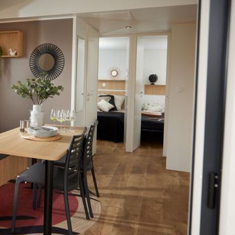 Stacaravan 4 personen - Premium - 35 m² (2 slaapkamers) + Overdekt terras