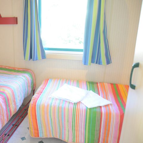 Stacaravan 5 personen - BASIC ECO TAHITI