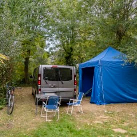 STAANPLAATS - Locatie ****