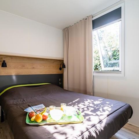 Stacaravan 6 personen - Stacaravan Grand Large 34.5m² (3 kamers) (jonger dan 8 jaar) + TV + Terras 4/6 pers
