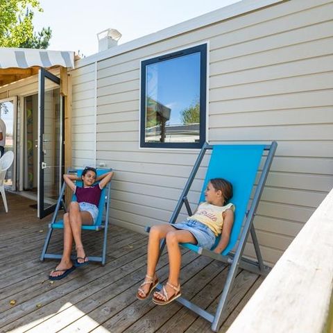 Stacaravan 8 personen - Stacaravan Sable 40m² (4 kamers) + TV + Overdekt terras (+ 8 jaar) 8 pers