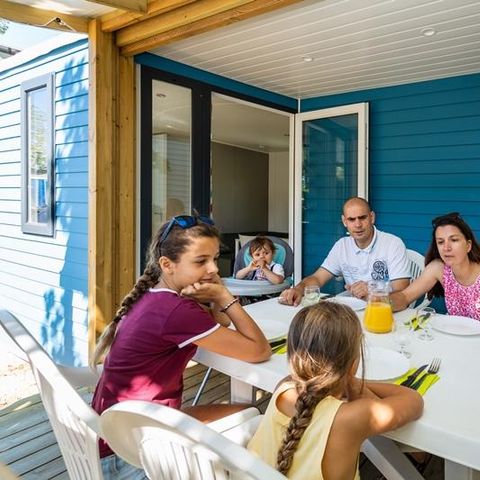 Stacaravan 4 personen - Stacaravan Horizon 27.5m² (2 kamers) (tot 8 jaar) + geïntegreerd terras + TV 4 pers