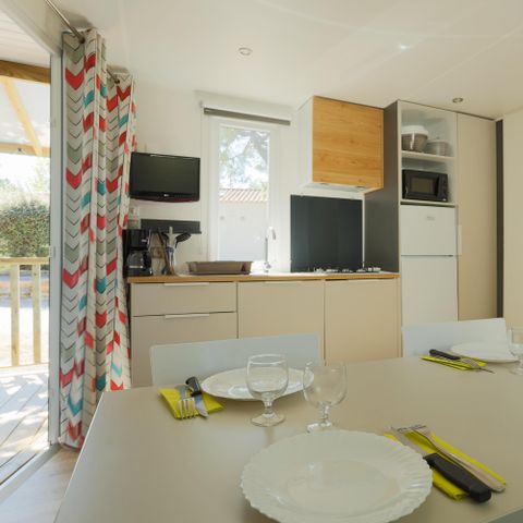 Stacaravan 4 personen - Stacaravan Horizon 27.5m² (2 kamers) (tot 8 jaar) + geïntegreerd terras + TV 4 pers