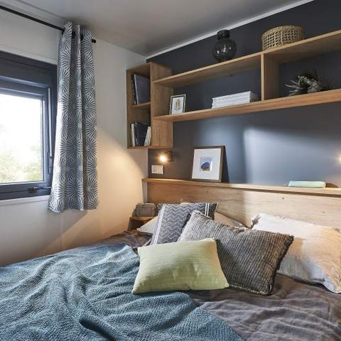 Stacaravan 4 personen - 2-slaapkamer Premium stacaravan met spa (33m²) voor 4 personen