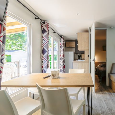 Stacaravan 6 personen - Stacaravan Grand Large Plus 34,5m² (3 kamers) (jonger dan 3 jaar) + TV + Terras + vaatwasser + airconditioning 6 personen