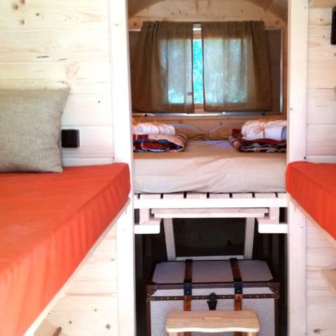 Ongewoon 4 personen - BELLA TENT BARRIQUE - Zonder sanitair