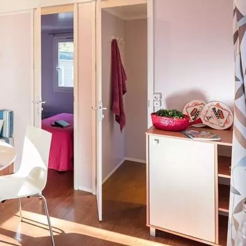 Stacaravan 6 personen - Klassiek | 2 Slaapkamers | 4/6 Pers | Verhoogd terras | Airconditioning