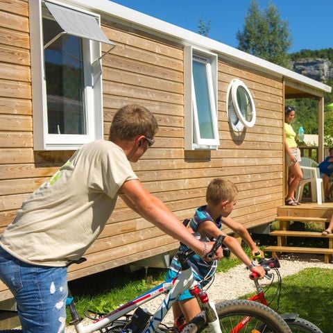 Stacaravan 6 personen - Cottage Séquanie - 32m² - 3 kamers voor grote gezinnen