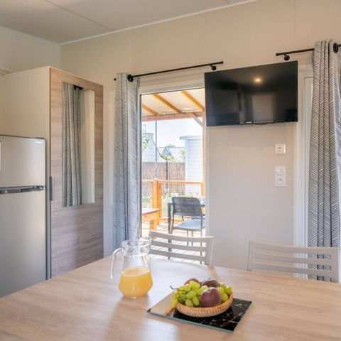 Stacaravan 6 personen - Mobile-home | Premium | 3 slaapkamers | 6 pers | Verhoogd terras | Airconditioning | TV