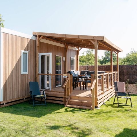 Stacaravan 6 personen - Mobile-home | Premium | 3 slaapkamers | 6 pers | Verhoogd terras | Airconditioning | TV