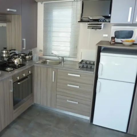 Stacaravan 5 personen - 5 (2 bedrooms)