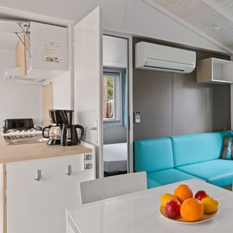 Stacaravan 6 personen -  Comfort | 3 slaapkamers | 6 pers | Verhoogd terras | 1 badkamer | Airconditioning | TV
