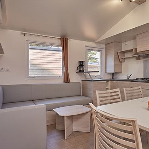 Stacaravan 6 personen - Comfort | 3 Slaapkamers | 6 Pers | Verhoogd terras | Airconditioning | TV