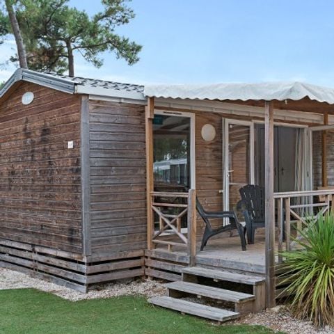 Stacaravan 6 personen - Comfort XL | 2 slaapkamers | 4/6 pers. | Verhoogd terras | Airconditioning | TV