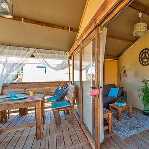 Lodge 5 personen - Tent Lodge | 2 Slaapkamers | Capaciteit 4/5 personen | Zonder badkamer