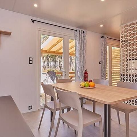 Stacaravan 6 personen - Exclusief Premium | 3 Slaapkamers | 6 Pers. | Verhoogd terras | Jacuzzi
