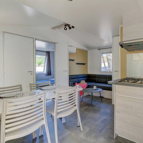 Stacaravan 4 personen - Comfort | 2 Slaapkamers | 4 Pers | Verhoogd terras | 1 Badkamer | Airconditioning | TV