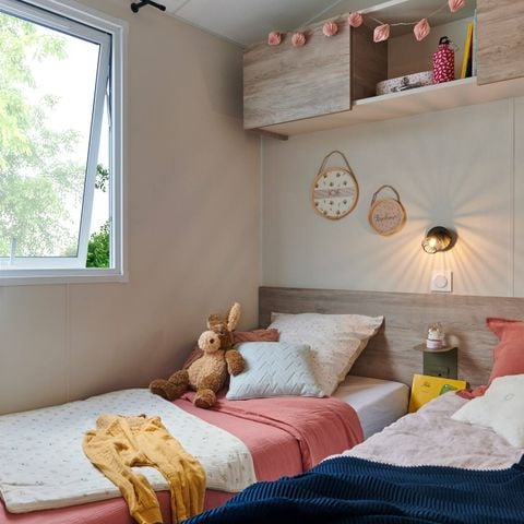 Stacaravan 6 personen - Premium | 3 slaapkamers | 6 pers | Lounge terras | 1 badkamer | Airconditioning | TV
