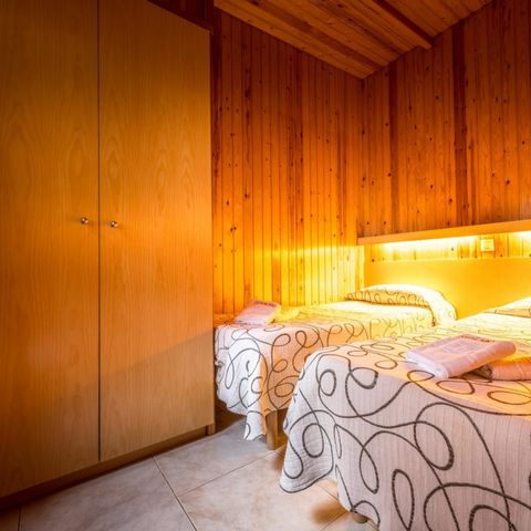Chalet 4 personen - S150 - AIRCONDITIONING - TV - BEDLINNENPAKKET - EINDSCHOONMAAK