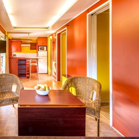 Bungalow 6 personen - S-700