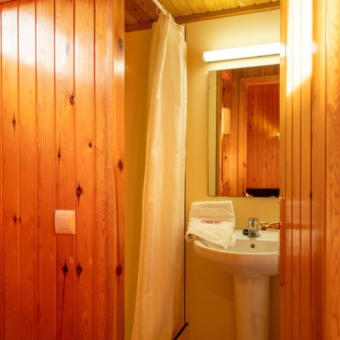 Chalet 4 personen - S150 - AIRCONDITIONING - TV - BEDLINNENPAKKET - EINDSCHOONMAAK