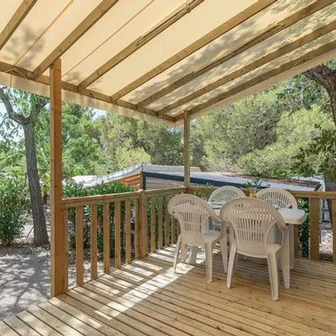 Stacaravan 6 personen - Mobile-home | Premium | 3 slaapkamers | 6 pers. | Verhoogd terras | Airconditioning.