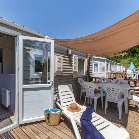 Stacaravan 6 personen - Klassiek | 2 Slaapkamers | 4/6 Pers. | Verhoogd terras | Airconditioning.