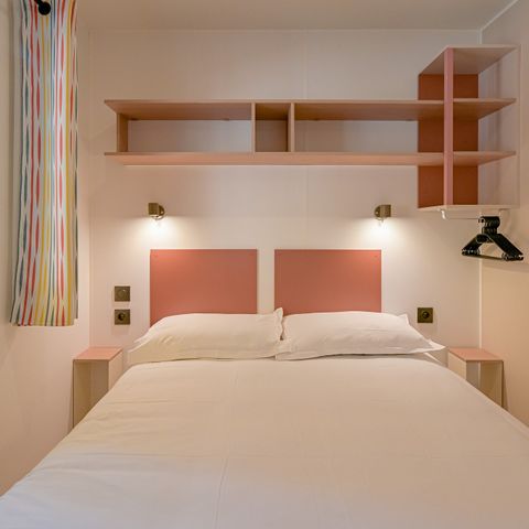 Stacaravan 4 personen - Mobile-home | Comfort | 2 Slaapkamers | 4 Pers. | Verhoogd terras | Airconditioning.