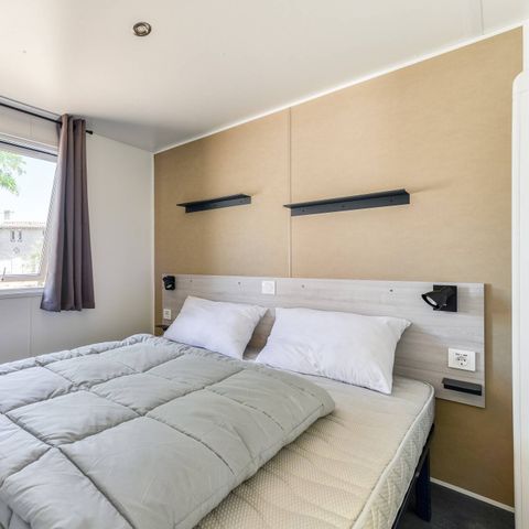 Stacaravan 4 personen - Mobile-home | Comfort | 2 Slaapkamers | 4 Pers. | Verhoogd terras | 1 Badkamer | Air-con.