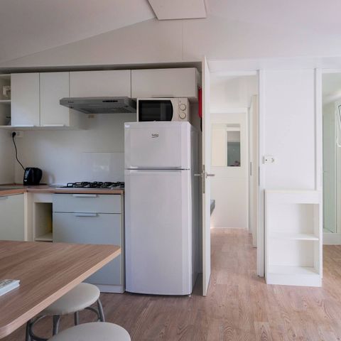 Stacaravan 6 personen - Comfort | 3 Slaapkamers | 6 Pers. |* Verhoogd terras | *1 Badkamer | Air-con.