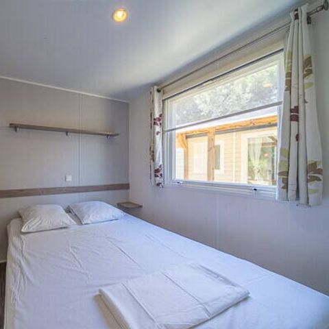 Stacaravan 6 personen - Klassiek | 2 Slaapkamers | 6 Pers | Verhoogd terras | 1 Badkamer | Airconditioning