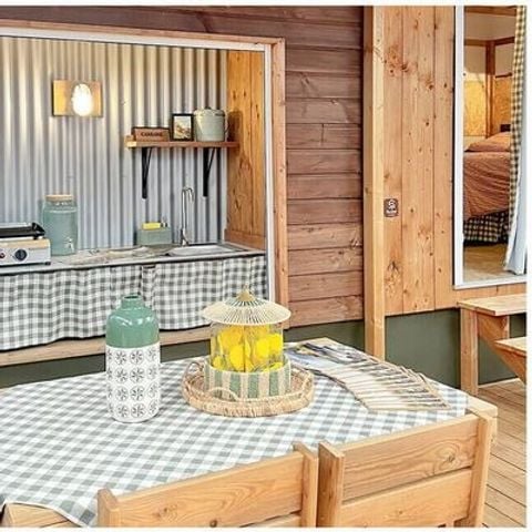UNIEKE ACCOMMODATIE 4 personen - Tiny House | 2 slaapkamers | 4 pers | Verhoogd terras | 1 badkamer | Airconditioning