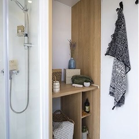 Kampeerplaats - Prive sanitaire standplaats 2/6 pers