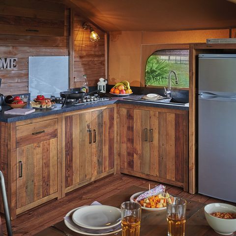Safaritent 7 personen - Ciela Nature Lodge tent - 2 slaapkamers - Ingerichte keuken - Badkamer