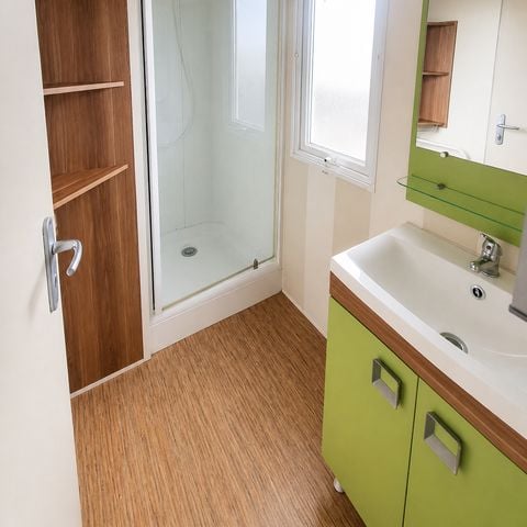 Stacaravan 4 personen - Comfort+ met - 2 slaapkamers - Overdekt terras - 30 m2