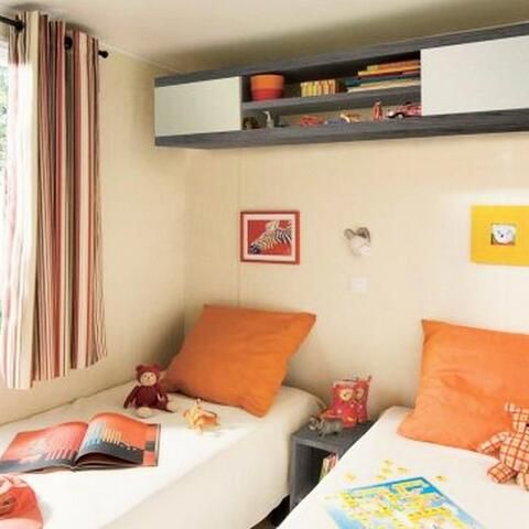 Stacaravan 6 personen - 3 slaapkamers - 6 personen