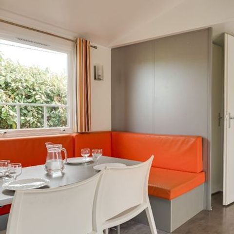 Stacaravan 6 personen - Klassiek 3 Kamers 4/6 Personen + TV