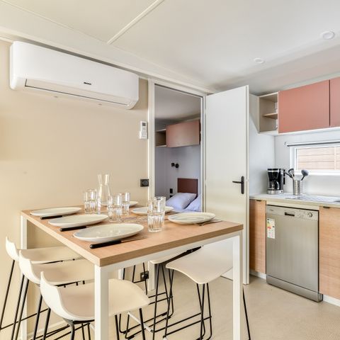 Stacaravan 6 personen - Premium | 3 Slaapkamers | 6 Pers | Verhoogd terras | Airconditioning | TV