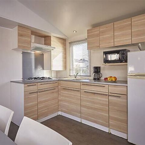 Stacaravan 6 personen - Stacaravan | Comfort | 3 Slaapkamers | 6 Pers | Verhoogd terras | Airconditioning | TV